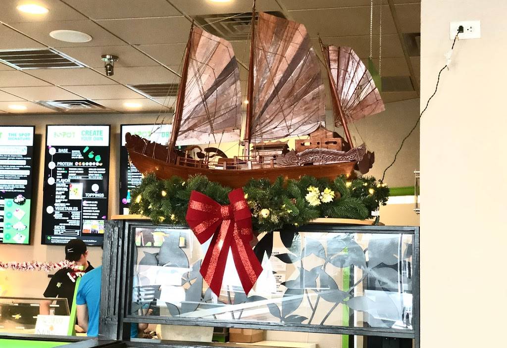 Ha Long Bay II | restaurant | 10500 Ulmerton Rd, Largo, FL 33771, USA | 7273033233 OR +1 727-303-3233