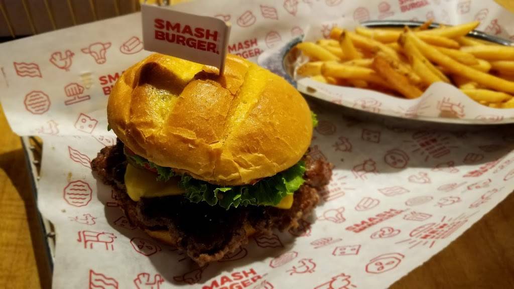 Smashburger | restaurant | 2904 S Santan Village Pkwy Ste 104, Gilbert, AZ 85295, USA | 4804203480 OR +1 480-420-3480