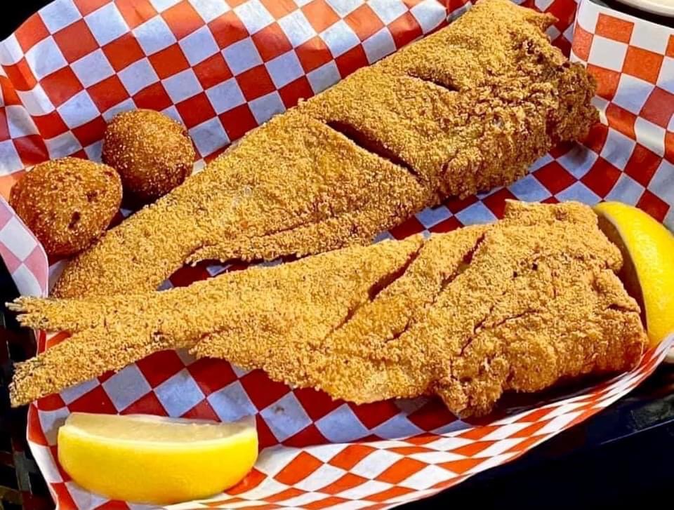 Sam’s Southern Eatery | restaurant | 105 NW 12th St, Moore, OK 73160, USA | 4057357537 OR +1 405-735-7537