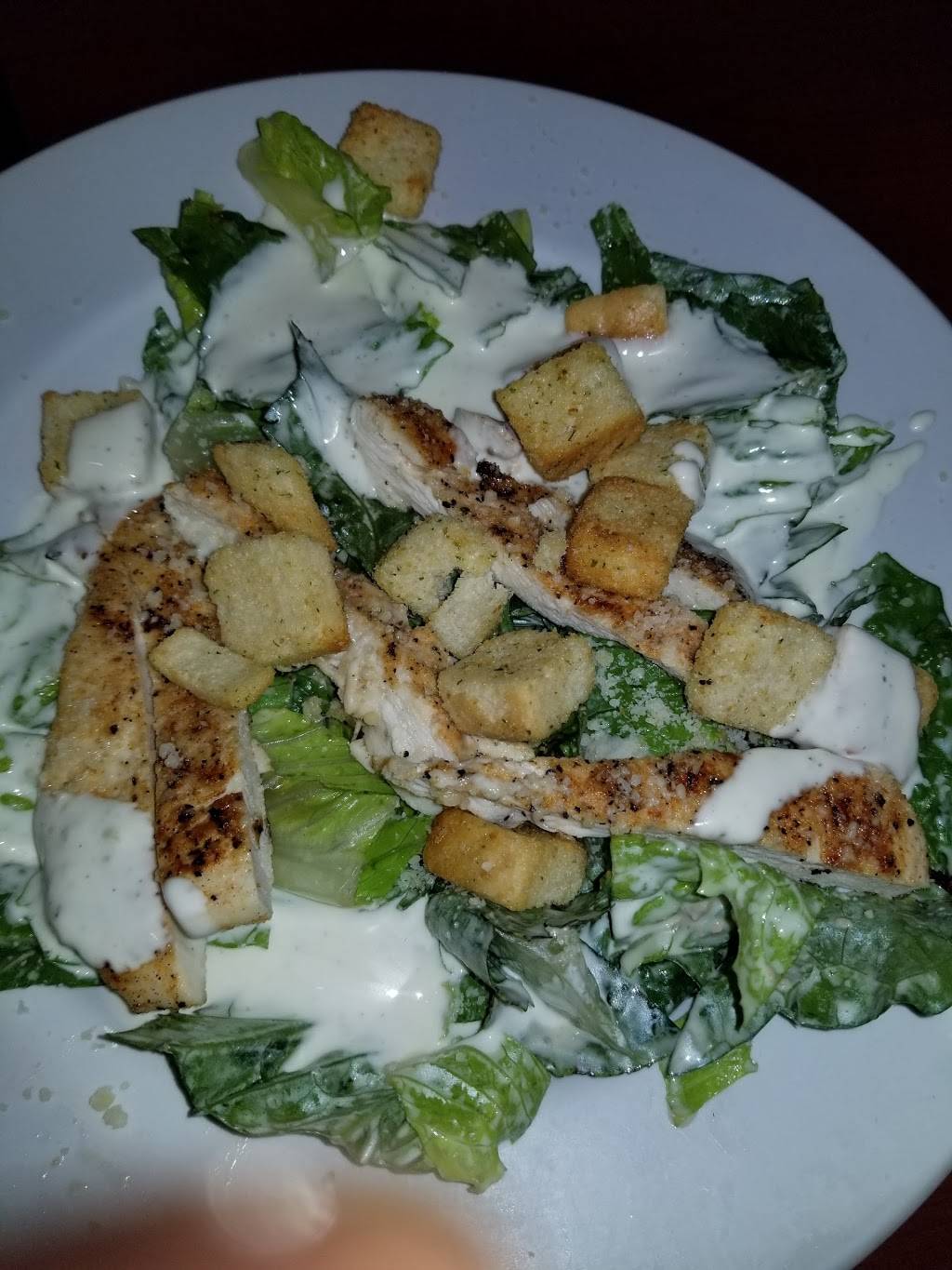 BreWingZ Restaurant and Bar | restaurant | 13516 East Fwy, Houston, TX 77015, USA | 7133300144 OR +1 713-330-0144