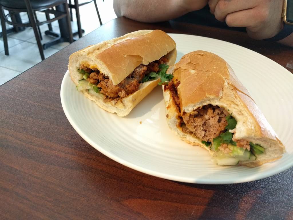 Les Kitchen | restaurant | 18 Mill Plain Rd, Danbury, CT 06811, USA | 2034563312 OR +1 203-456-3312