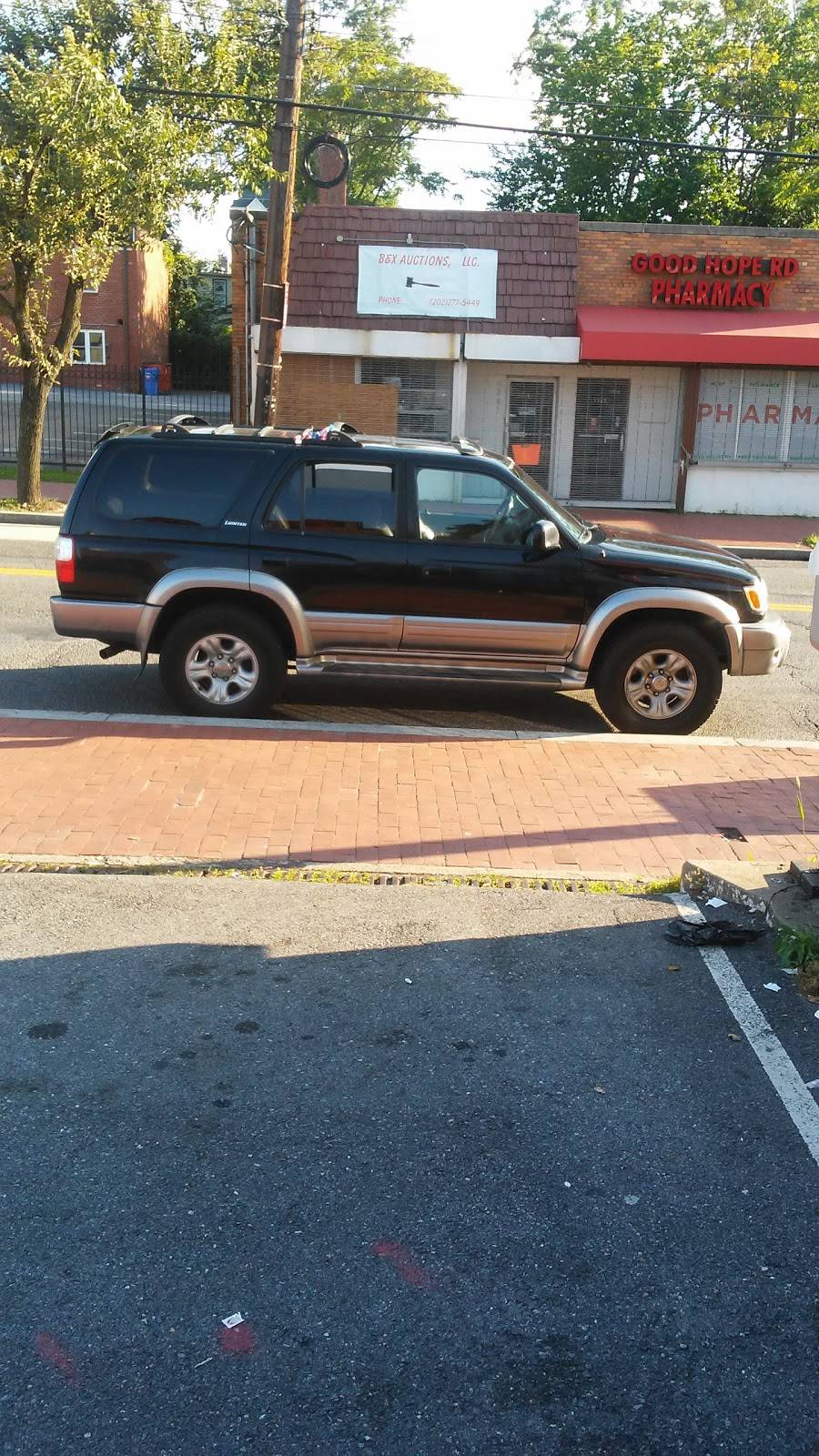 Good Hope Carry Out | meal takeaway | 1350 Good Hope Rd SE, Washington, DC 20020, USA | 2026787383 OR +1 202-678-7383