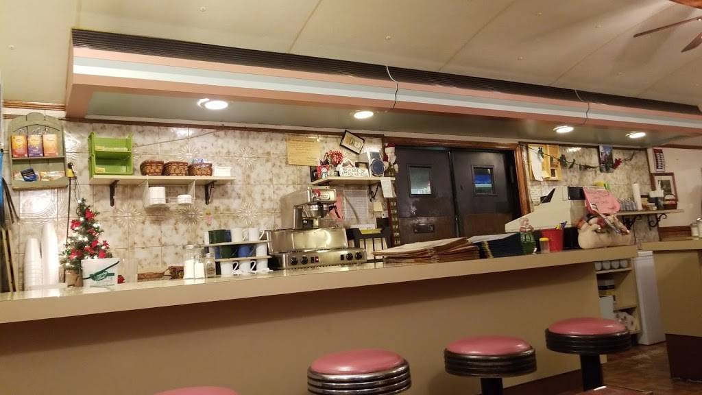 Mullers Port Jervis Diner | restaurant | 41 E Main St, Port Jervis, NY 12771, USA | 8458567978 OR +1 845-856-7978