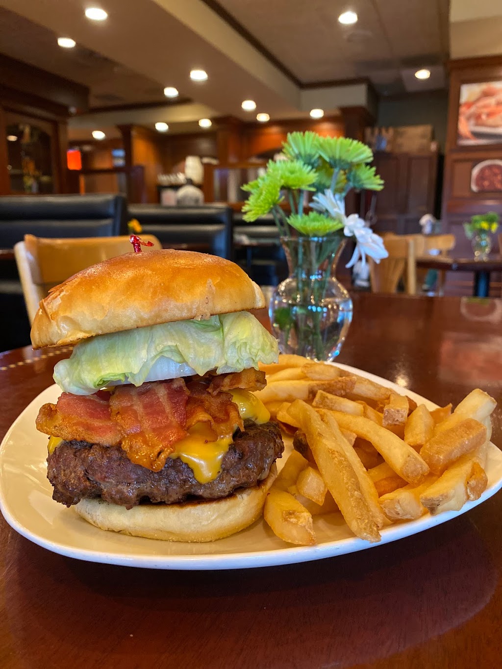 The North End Pour House (formerly Reilleys North End Pub) | restaurant | 95 Mathews Dr, Hilton Head Island, SC 29926, United States | 8436814153 OR +1 843-681-4153