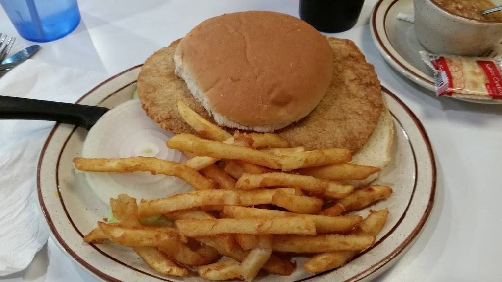 Four Star Family Restaurant | restaurant | 1100 IL-121, Mt Zion, IL 62549, USA | 2178642817 OR +1 217-864-2817