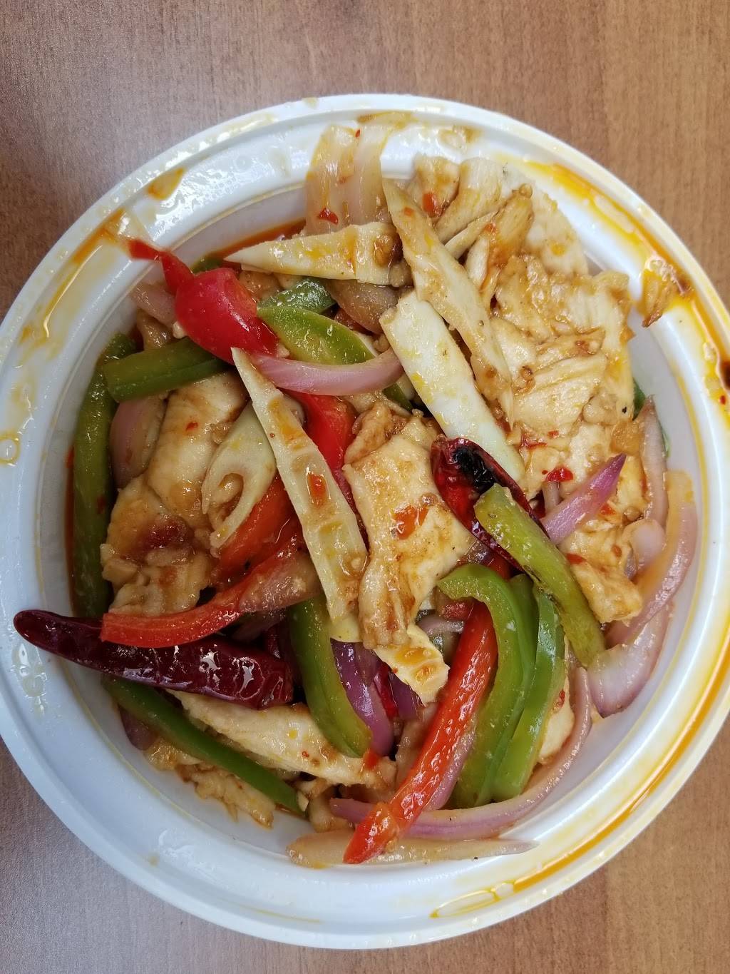 Chef Tan | restaurant | 108 E Main St, Newark, DE 19711, USA | 3023660900 OR +1 302-366-0900