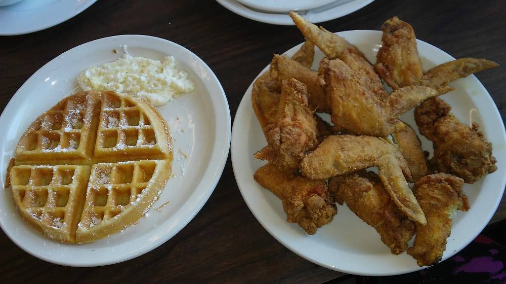 Chris Kitchen Soul Food | restaurant | 1260 Rumrill Blvd, San Pablo, CA 94806, USA | 5102359117 OR +1 510-235-9117