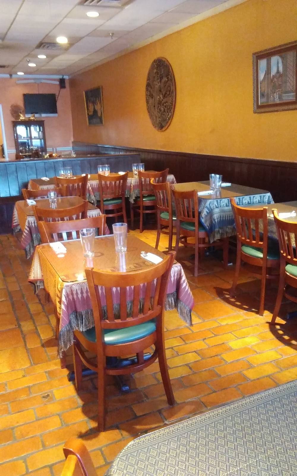 Pad Thai Restaurant | restaurant | 2310 Elmhurst Rd, Mt Prospect, IL 60056, USA | 8474729000 OR +1 847-472-9000