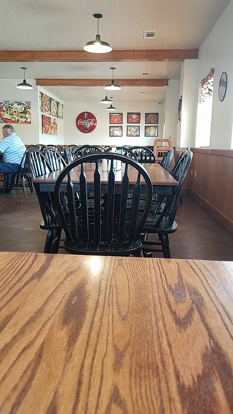 Steffeys Pizza | restaurant | 627 W Main St, Lavaca, AR 72941, USA | 4796742300 OR +1 479-674-2300