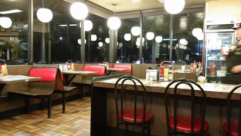 Waffle House | meal takeaway | 13727 Independence Blvd, Indian Trail, NC 28079, USA | 7048829402 OR +1 704-882-9402