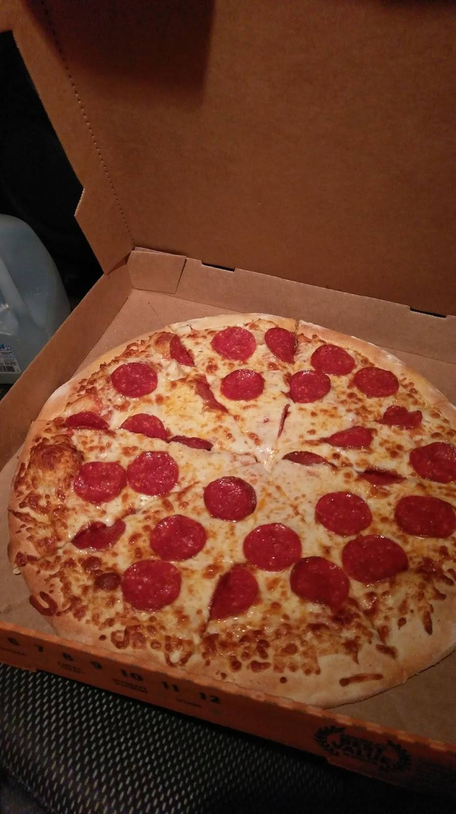 Little Caesars Pizza | meal takeaway | 2000 N Pacific Hwy, Woodburn, OR 97071, USA | 5039809292 OR +1 503-980-9292