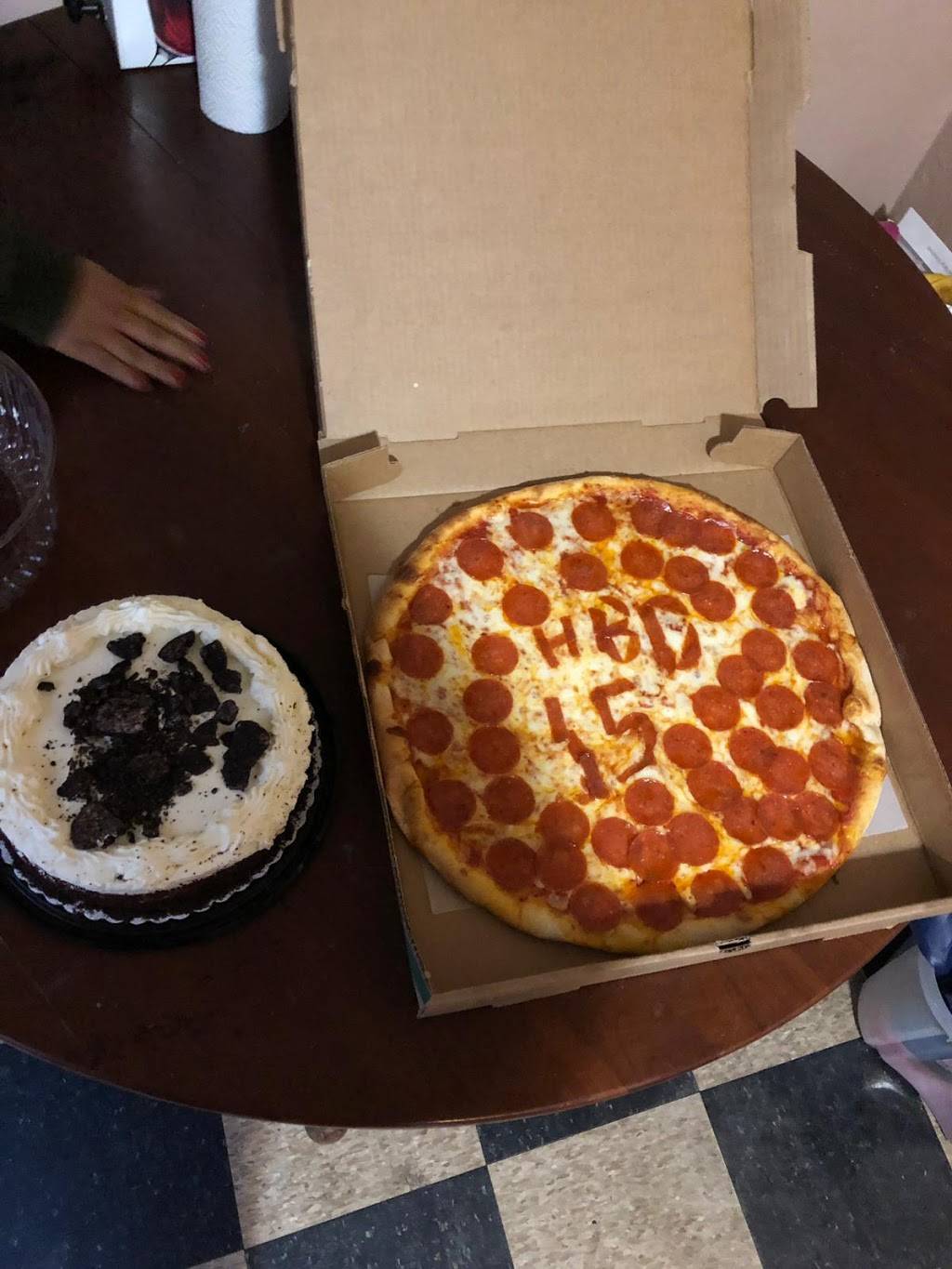 Rockys Pizza Ltd | restaurant | 445 Spring St, Reading, PA 19601, USA | 6103734711 OR +1 610-373-4711