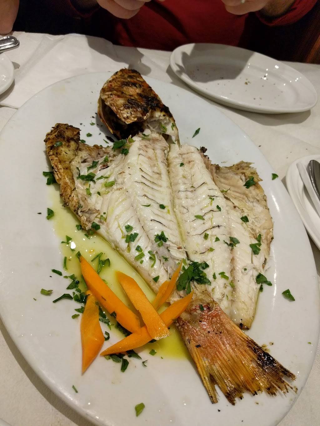 Stamatis | restaurant | 29-09 23rd Ave, Astoria, NY 11105, USA | 7189328596 OR +1 718-932-8596