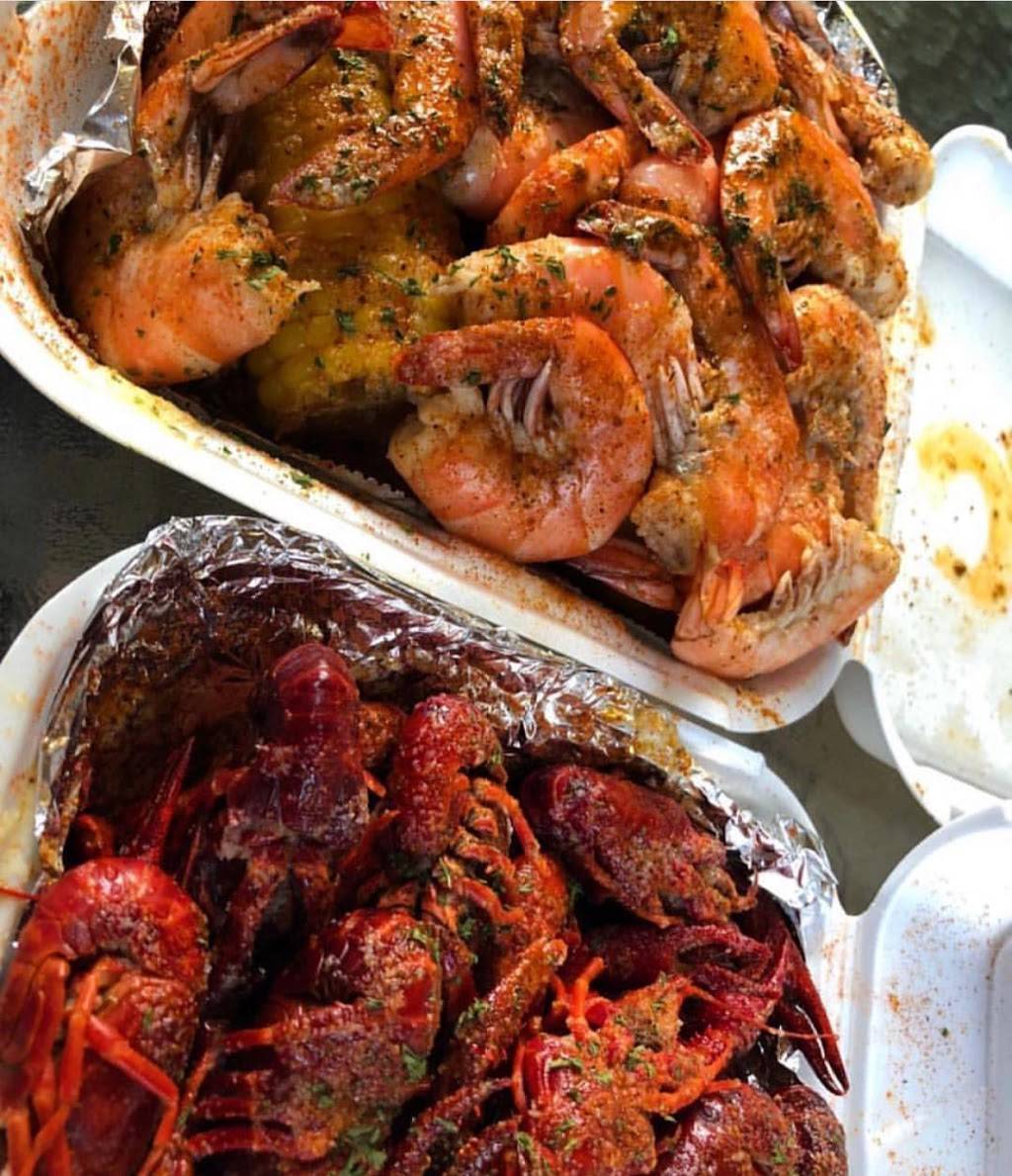 Shrimp Lips | restaurant | 1622 Parsons Ave, Columbus, OH 43207, USA | 6145960720 OR +1 614-596-0720