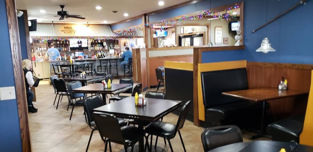 Knob Creek Bar & Grill | restaurant | 32715 Chandler Rd #8652, Creighton, MO 64739, USA | 6604992405 OR +1 660-499-2405