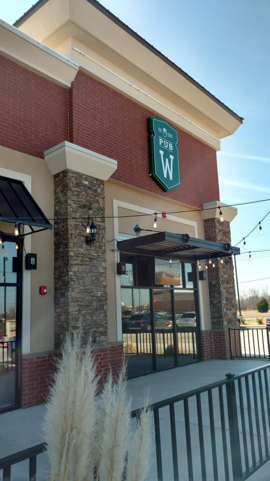 Pub W | restaurant | 10740 S May Ave ste 101, Oklahoma City, OK 73170, USA | 4052866970 OR +1 405-286-6970