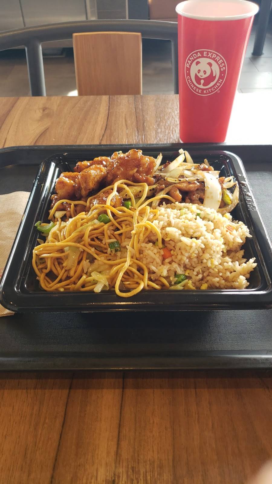 Panda Express | restaurant | 2200 Badger Dr, Hudson, WI 54016, USA | 7153771209 OR +1 715-377-1209