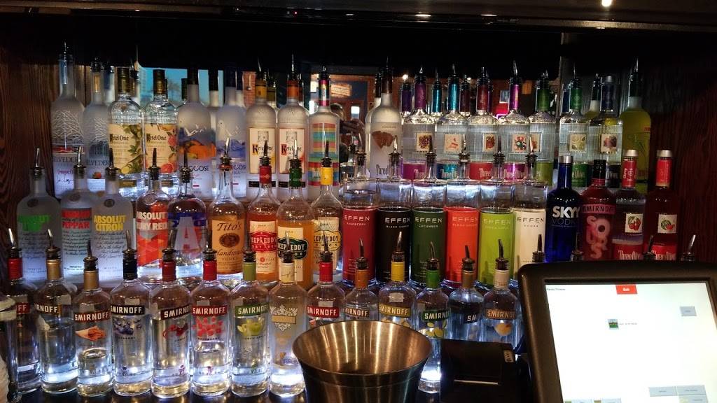 Diamond Pub & Billiards | restaurant | 630 Barret Ave, Louisville, KY 40204, USA | 5026907040 OR +1 502-690-7040