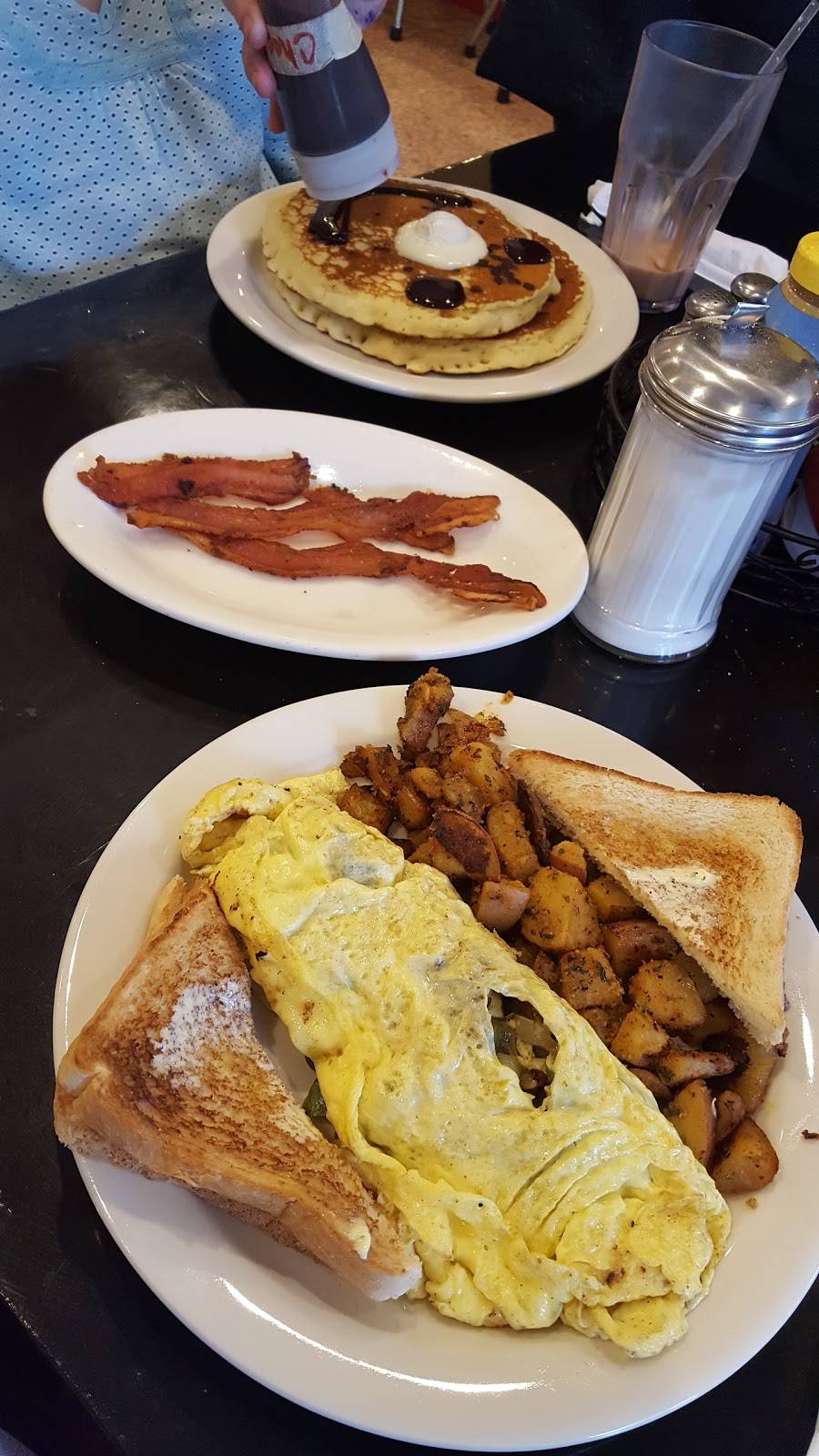 55 Beach Street Cafe | restaurant | 55 Beach St, Westerly, RI 02891, USA | 4015965515 OR +1 401-596-5515