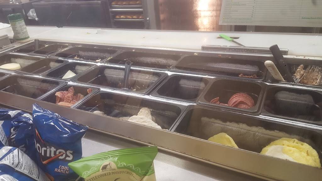 Subway | restaurant | 156 S US Hwy 17 92, Longwood, FL 32750, USA | 4073392795 OR +1 407-339-2795