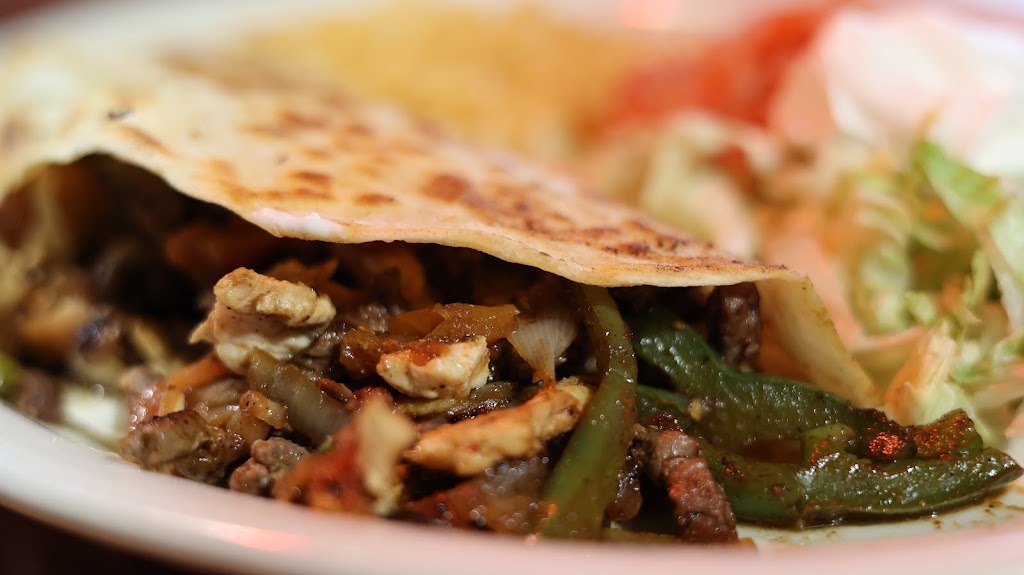 El Centenario Mexican Grill | restaurant | 5039 28th St SE, Grand Rapids, MI 49512, United States | 2695891390 OR +1 269-589-1390