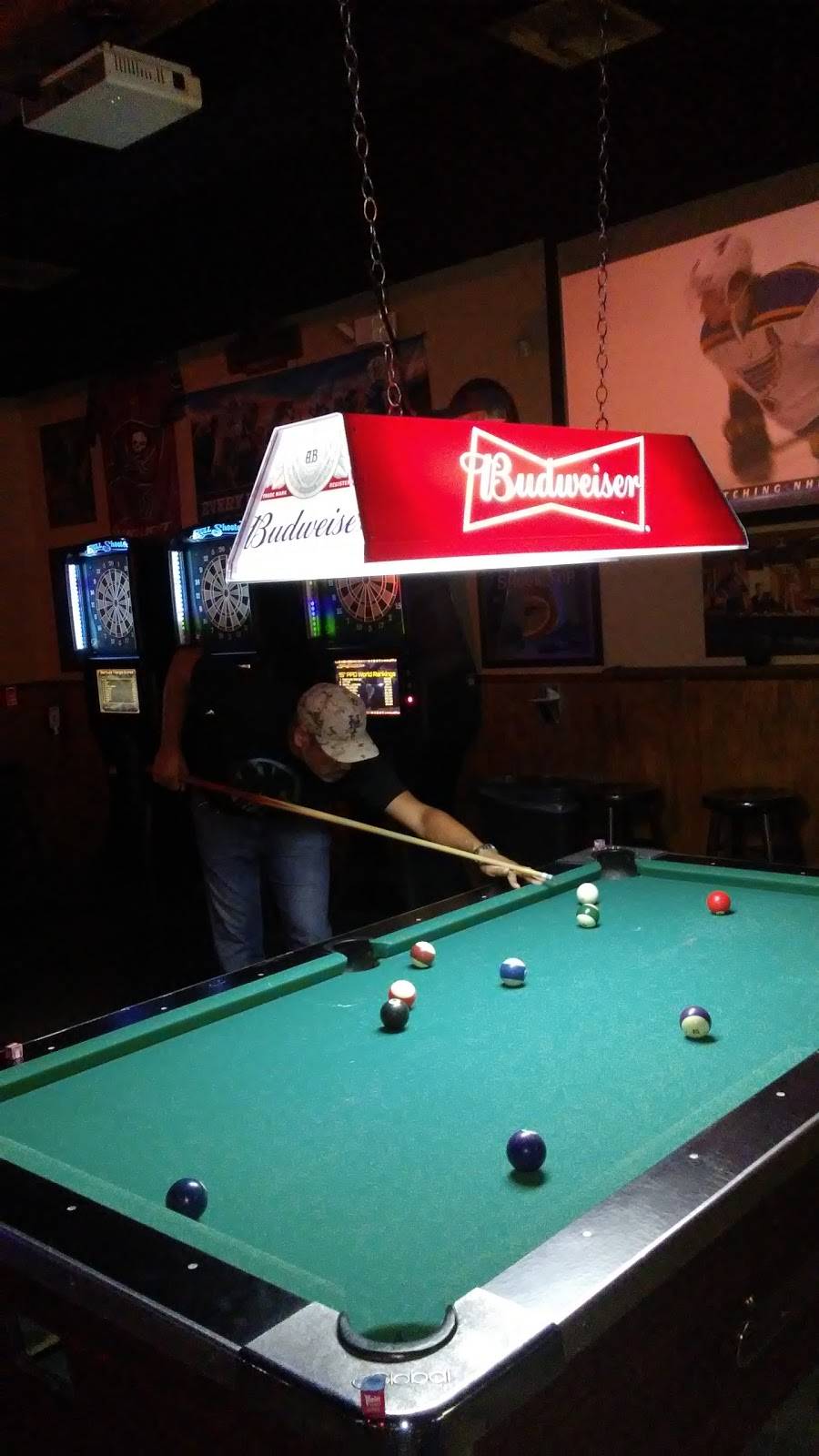 Florida Tap Room | restaurant | 6409 Raleigh St, Orlando, FL 32835, USA | 4072969690 OR +1 407-296-9690