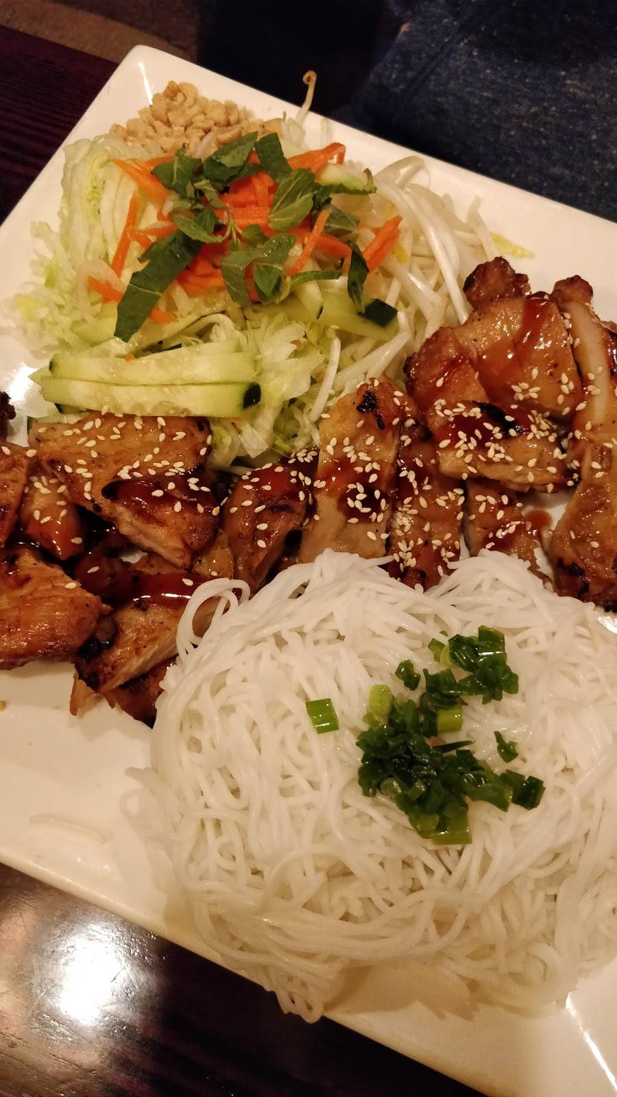 Lotus Leaf Restaurant | restaurant | 277 Parrott St, San Leandro, CA 94577, USA | 5106147799 OR +1 510-614-7799