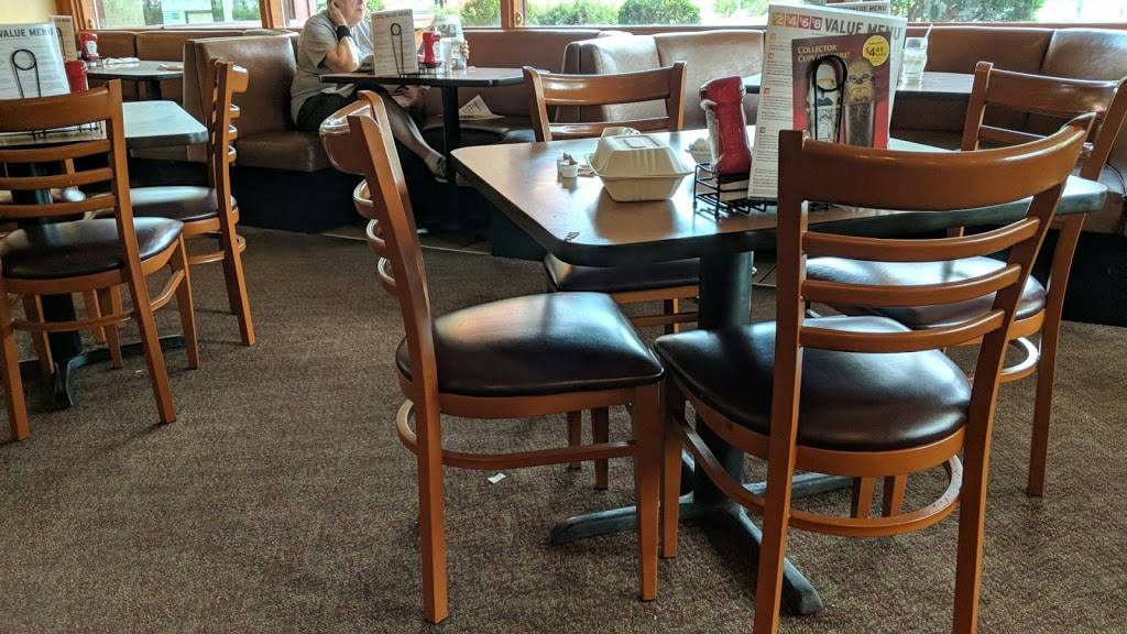 Dennys | restaurant | 20565 Eureka Rd, Taylor, MI 48180, USA | 7342811331 OR +1 734-281-1331