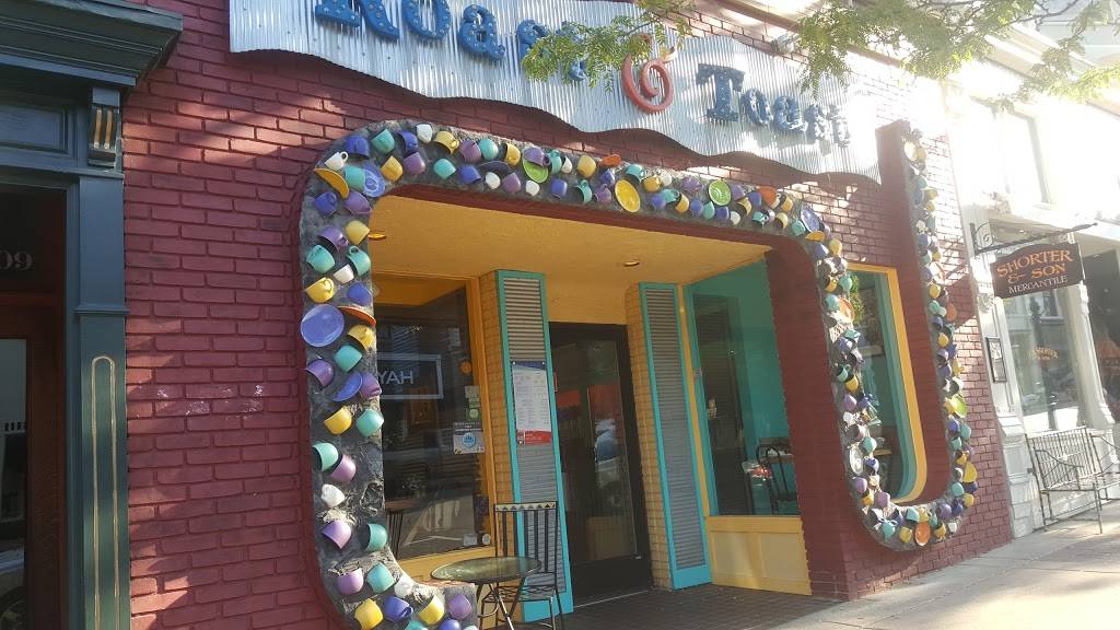 Roast & Toast | cafe | 309 E Lake St, Petoskey, MI 49770, USA | 2313477767 OR +1 231-347-7767