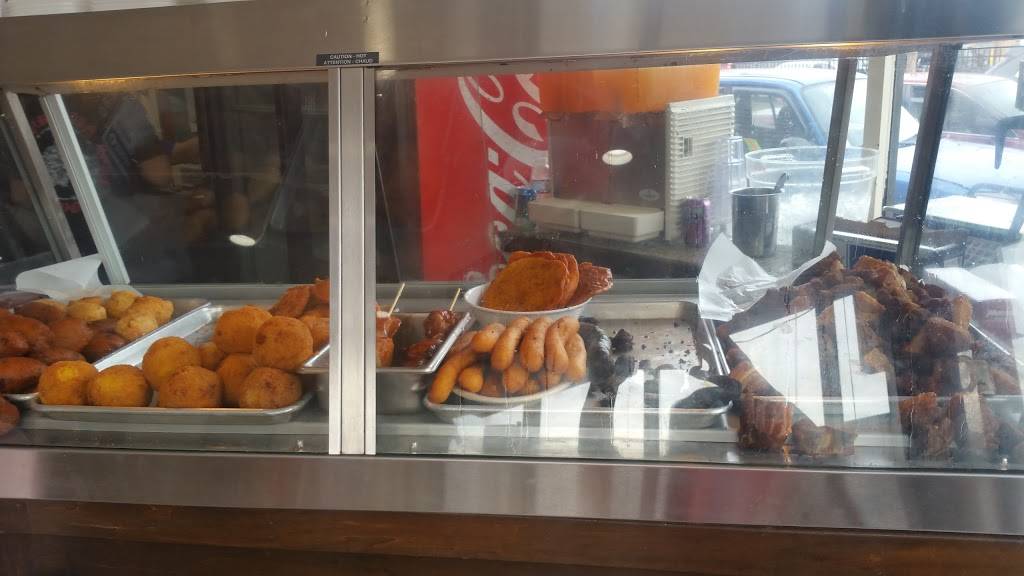 Jibaritos y Mas | restaurant | 3400 W Fullerton Ave, Chicago, IL 60647, USA | 7737998601 OR +1 773-799-8601