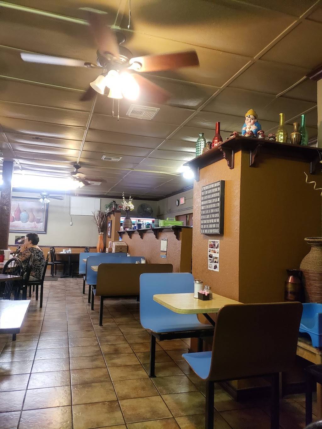 La Villa Mexican Restaurant | restaurant | 4522 Ackerman Rd, San Antonio, TX 78219, USA | 2106668599 OR +1 210-666-8599