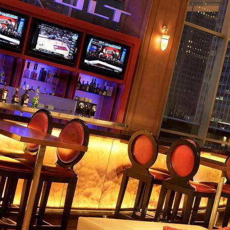 Volt | restaurant | 400 Renaissance Dr W, Detroit, MI 48243, USA | 3135688700 OR +1 313-568-8700