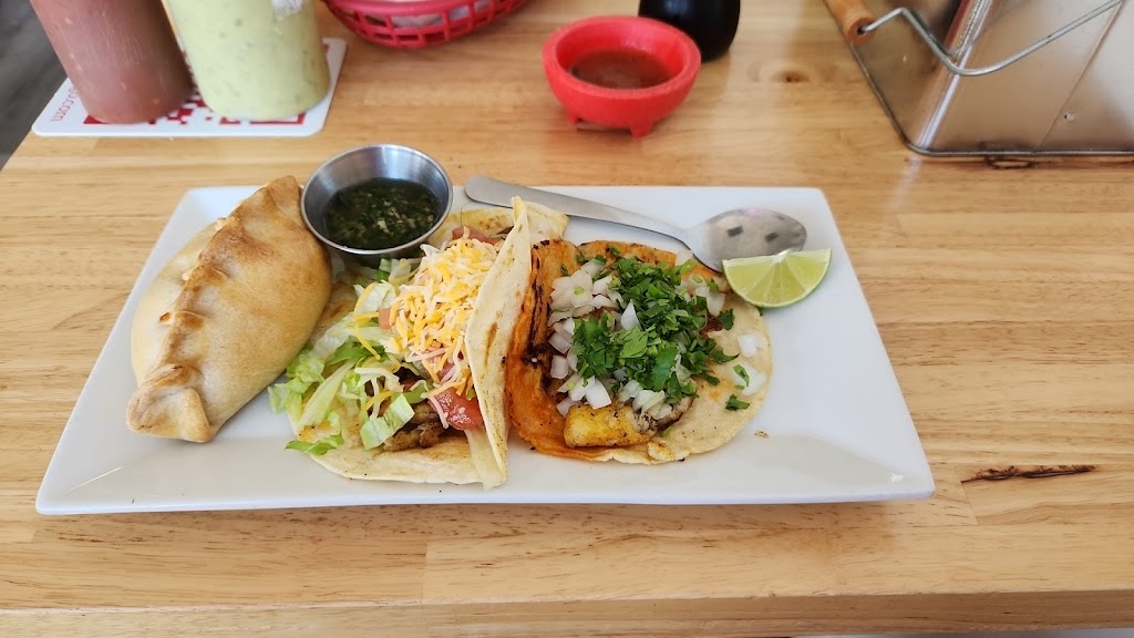 Tango Empanadas & Tacos | restaurant | 398 US-51 Suite 140, Ridgeland, MS 39157, USA | 6017907084 OR +1 601-790-7084