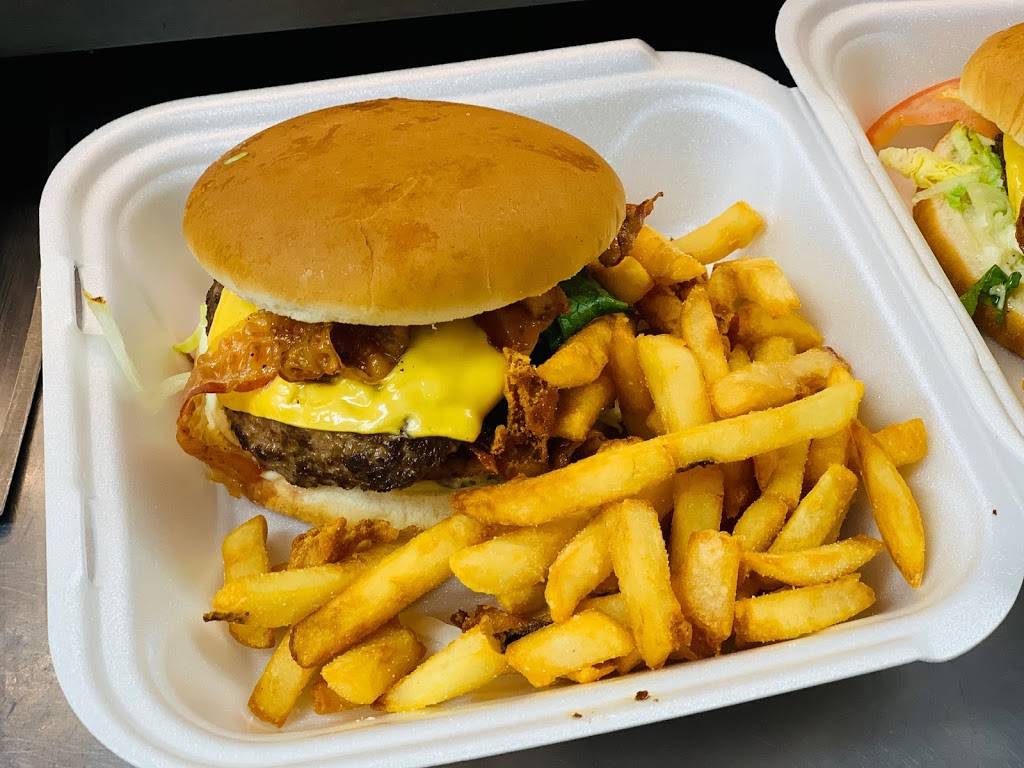 Lovejoy Food & Beverage | restaurant | 1245 Bailey Ave, Buffalo, NY 14206, USA | 7168915409 OR +1 716-891-5409