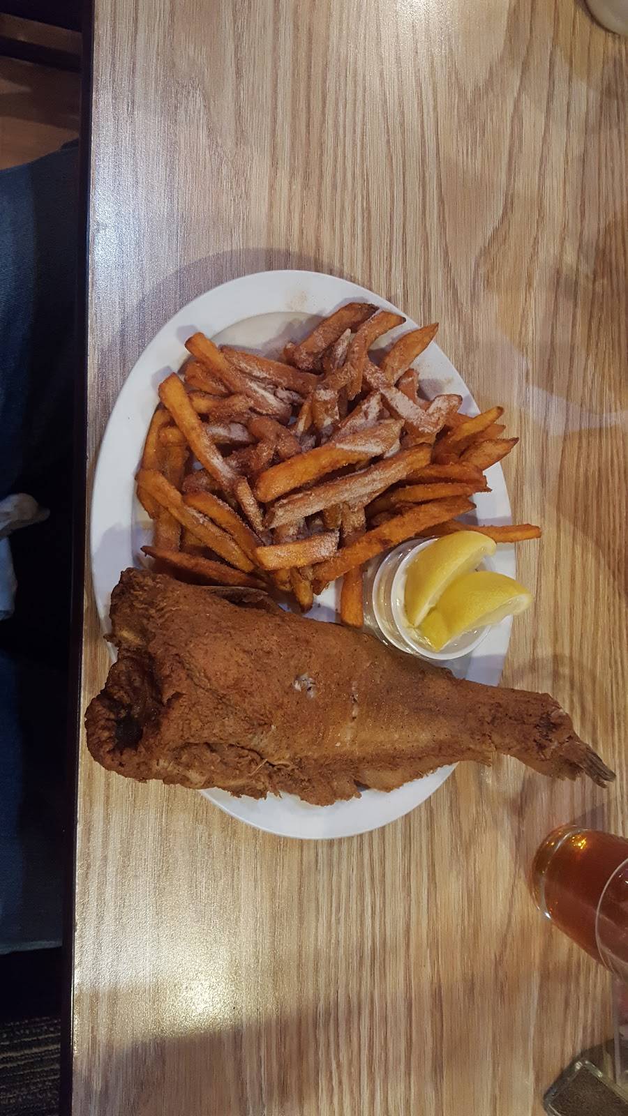 Coachs Golf & Grill | restaurant | 621 W Lena St, Lena, IL 61048, USA | 8153692222 OR +1 815-369-2222