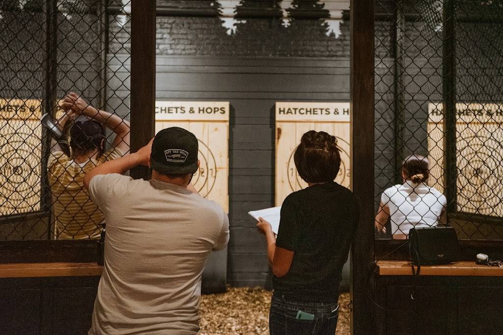 Hatchets & Hops | restaurant | 98 N 11th St, Brooklyn, NY 11249, USA | 8559512973 OR +1 855-951-2973