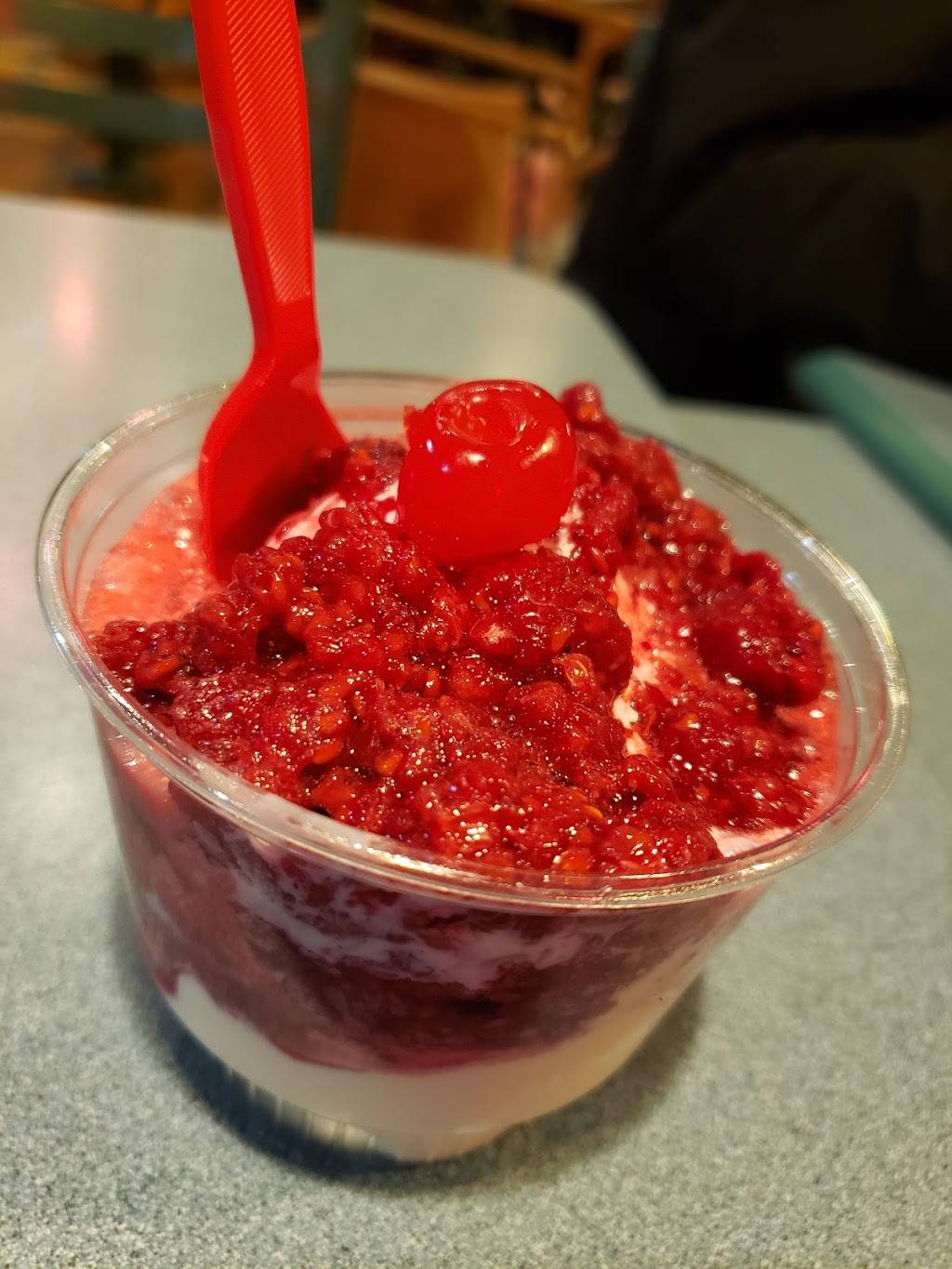 Oscars Frozen Custard | restaurant | 21165 E Moreland Blvd, Waukesha, WI 53186, USA | 2627989707 OR +1 262-798-9707