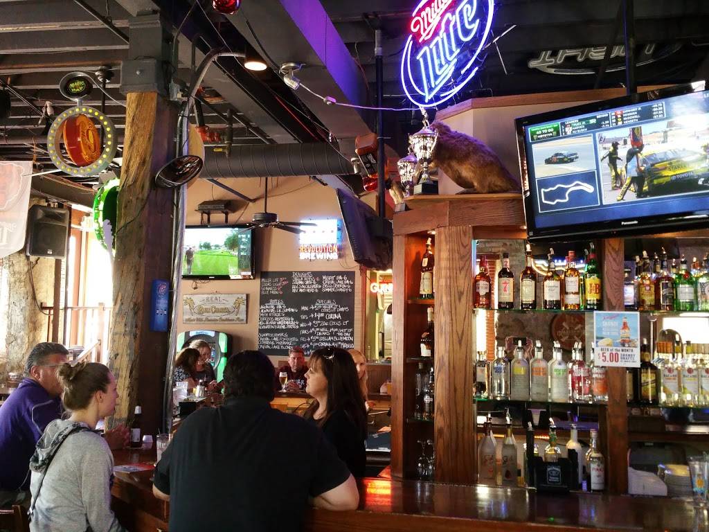 The Dam Bar & Grill | restaurant | 65 N River Ln, Geneva, IL 60134, USA | 6308453266 OR +1 630-845-3266