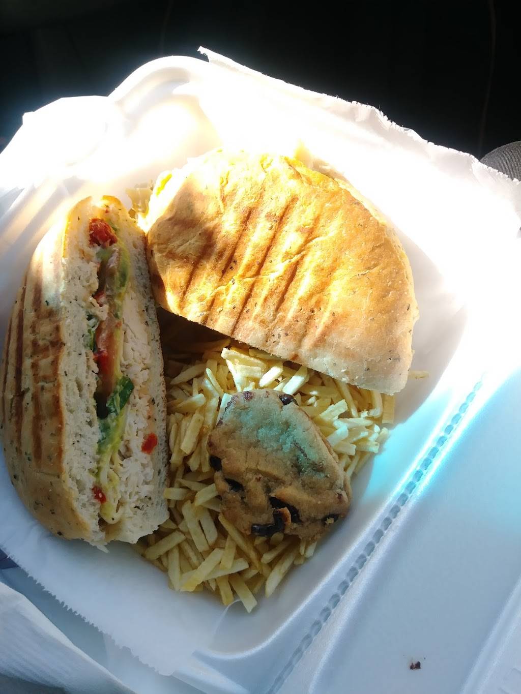 The TinCup | restaurant | 1025 W Abram St, Arlington, TX 76013, USA | 8173035518 OR +1 817-303-5518