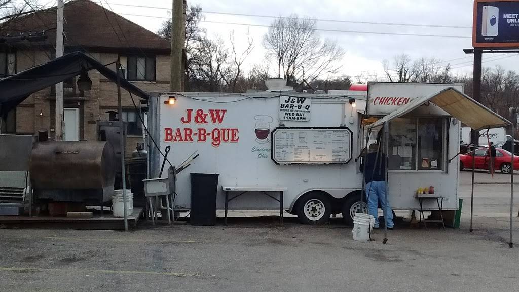 J & w Bar-B-Que | restaurant | 5644 Montgomery Rd, Cincinnati, OH 45212, USA | 5137310679 OR +1 513-731-0679