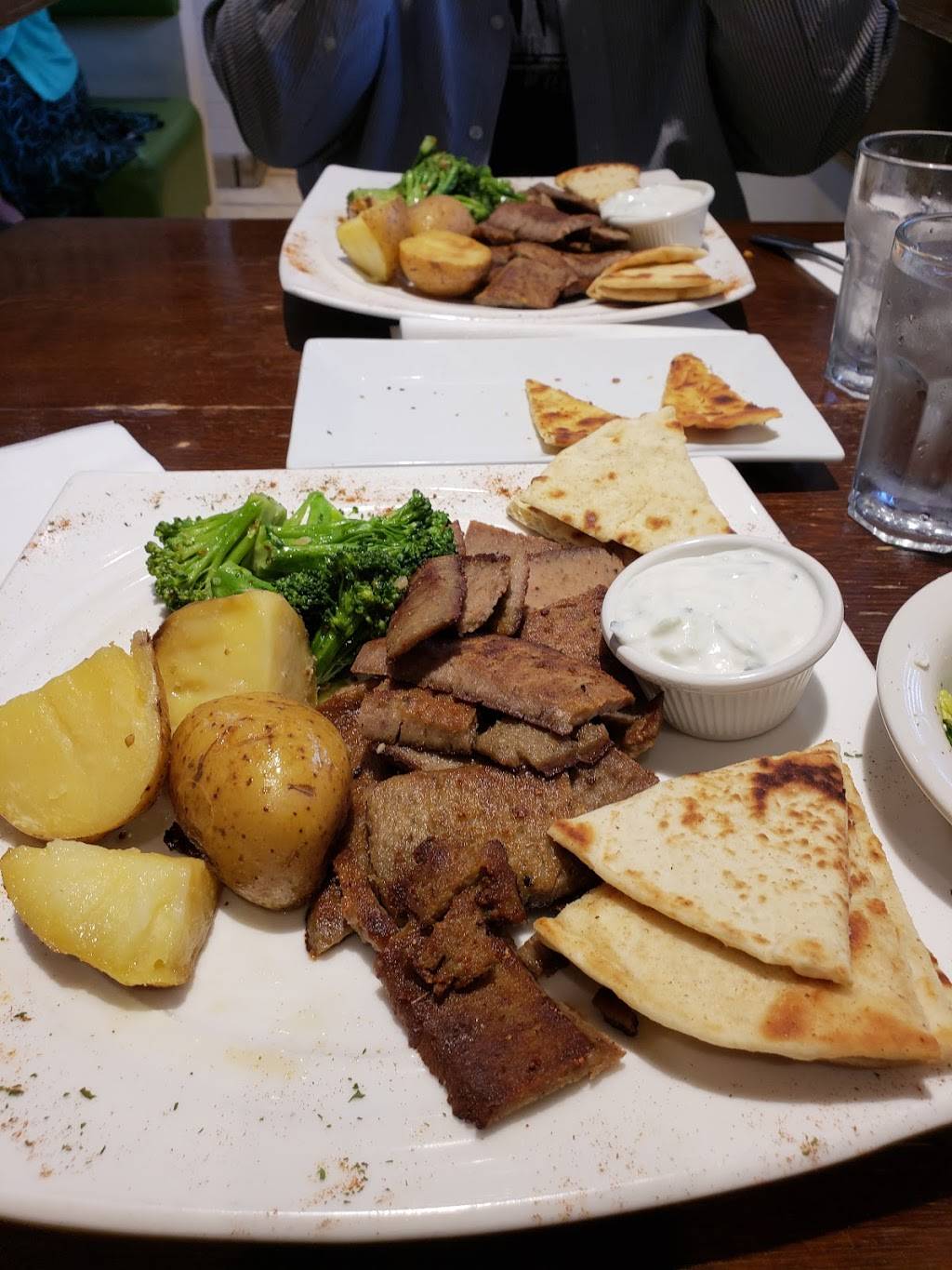 Greek Family Kitchen | restaurant | 212-02 Union Tpke, Hollis Hills, NY 11364, USA | 7184701700 OR +1 718-470-1700