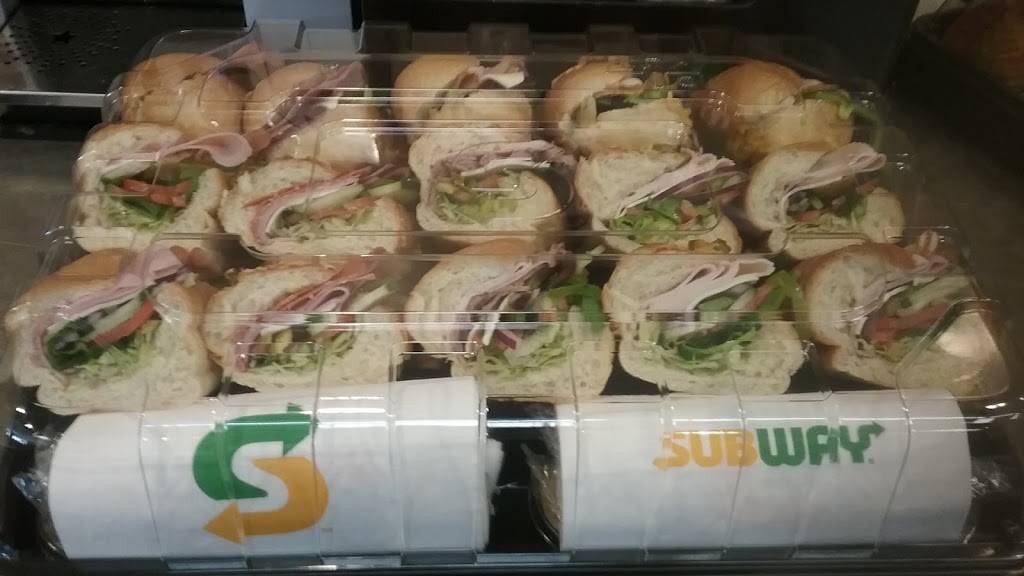 Subway | meal takeaway | 1427 E Grand Ave, Arroyo Grande, CA 93420, USA | 8054893008 OR +1 805-489-3008