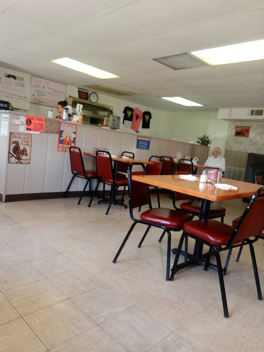 Park Ave Diner | restaurant | 2693 E Park Ave, Terre Haute, IN 47805, USA | 8124663399 OR +1 812-466-3399