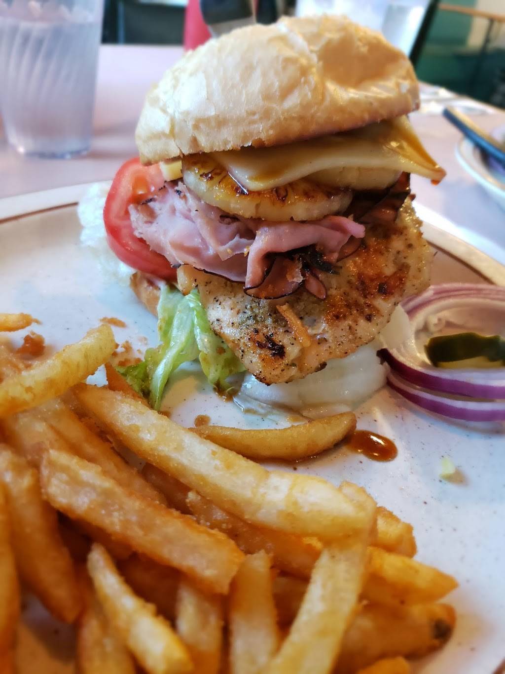 Main Street Grill | restaurant | 719 W Main St, Centralia, WA 98531, USA | 3608074782 OR +1 360-807-4782