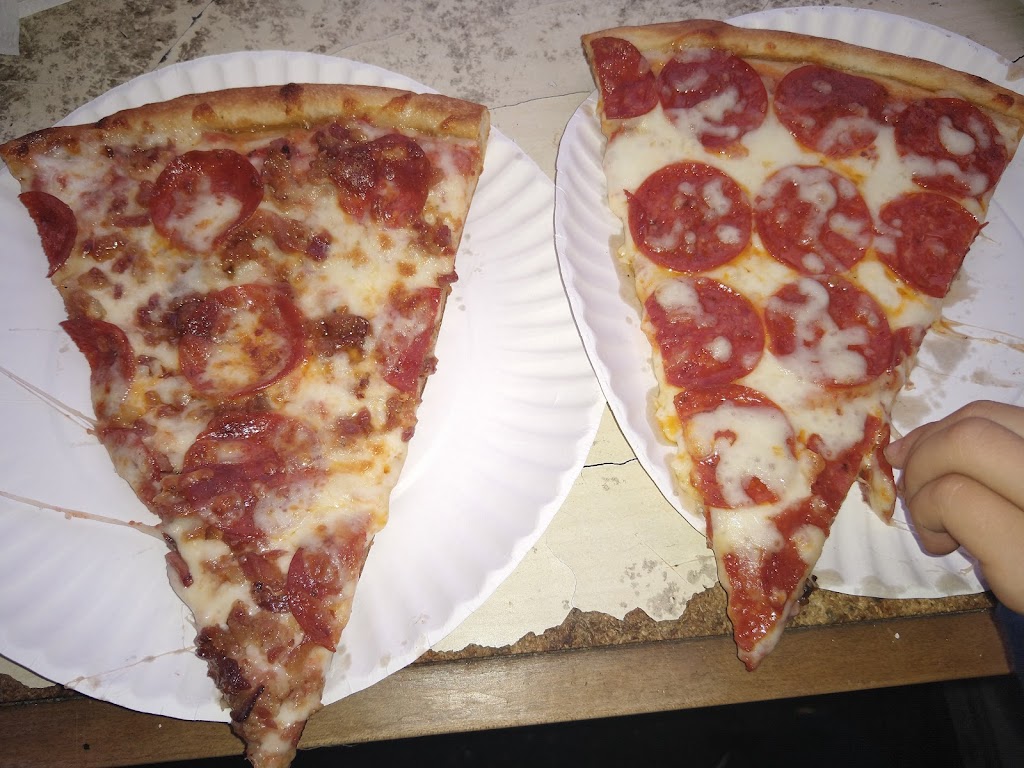 Lulus Pizza | restaurant | 9118 59th Ave, Queens, NY 11373, USA | 3478080055 OR +1 347-808-0055