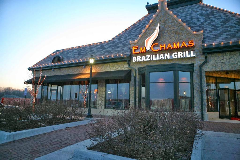 Em Chamas Brazilian Grill | restaurant | 6101 NW 63rd Terrace, Kansas City, MO 64151, USA | 8165057100 OR +1 816-505-7100