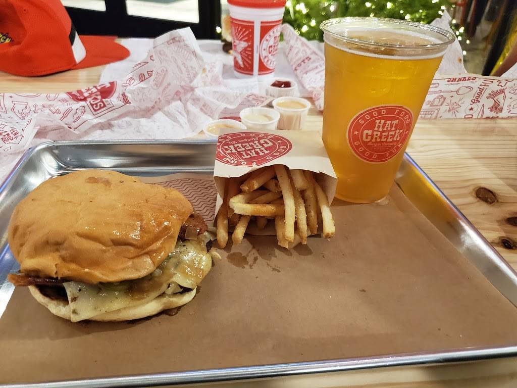 Hat Creek Burger Co. | restaurant | 3321 E Broad St, Mansfield, TX 76063, USA | 8174052979 OR +1 817-405-2979