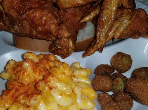 Jays White Diamond Chicken & Walffles LLC | restaurant | 2548 Prospect Ave, Kansas City, MO 64127, USA | 8163770735 OR +1 816-377-0735