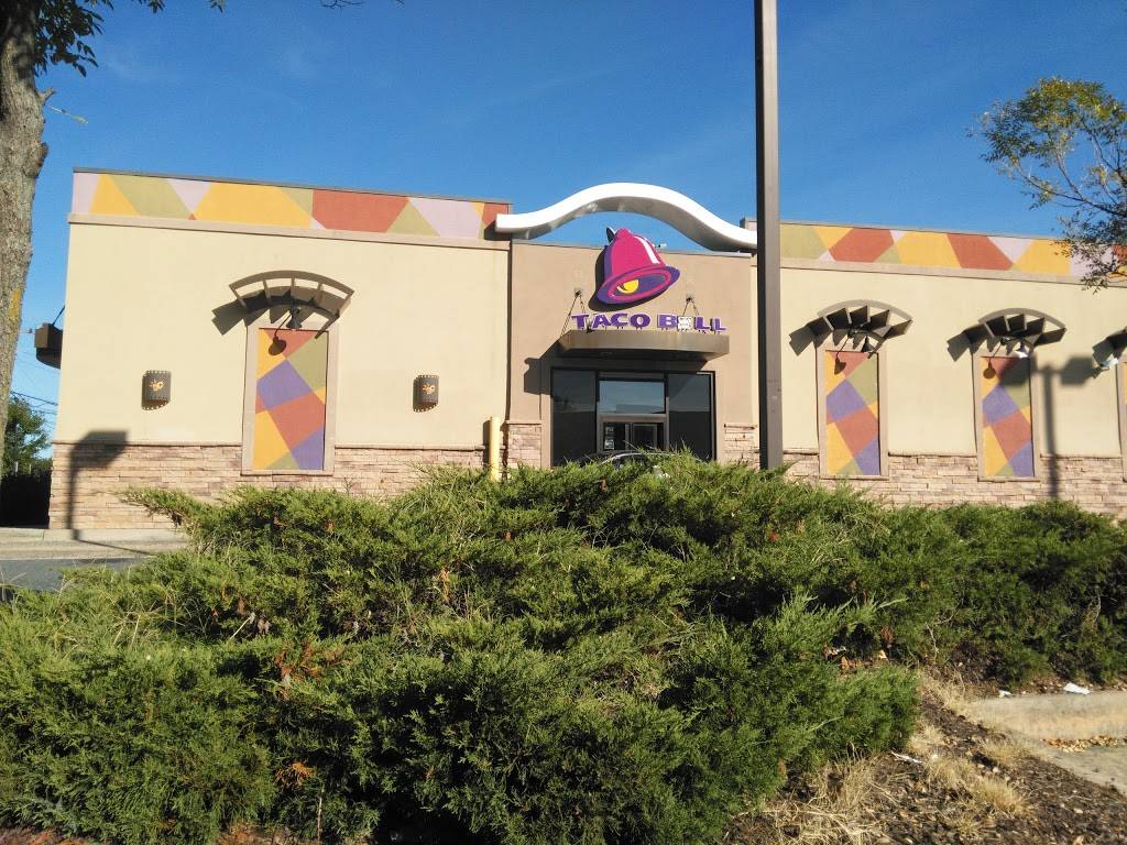 Taco Bell | meal takeaway | 28 Middle River Rd, Middle River, MD 21220, USA | 4105747535 OR +1 410-574-7535