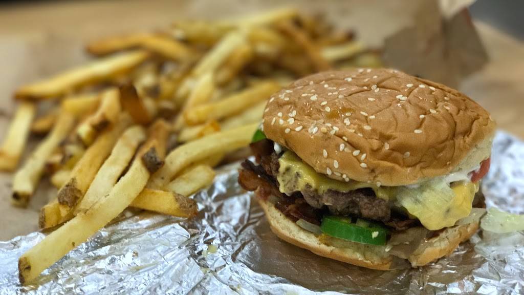 Five Guys | meal takeaway | 9762 Katy Fwy, Houston, TX 77055, USA | 7134684280 OR +1 713-468-4280